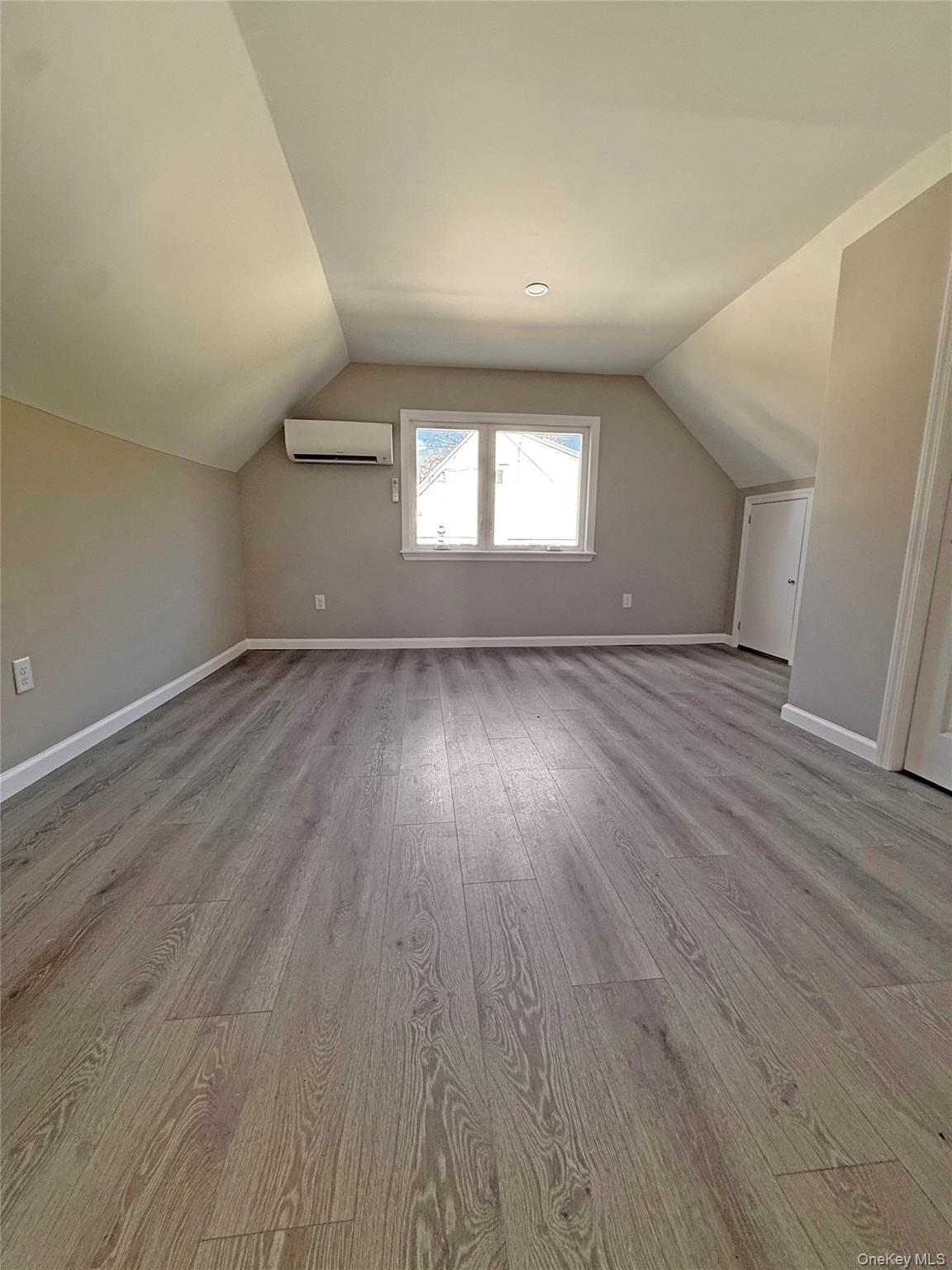 102 Mountaindale Road Property Photo 12