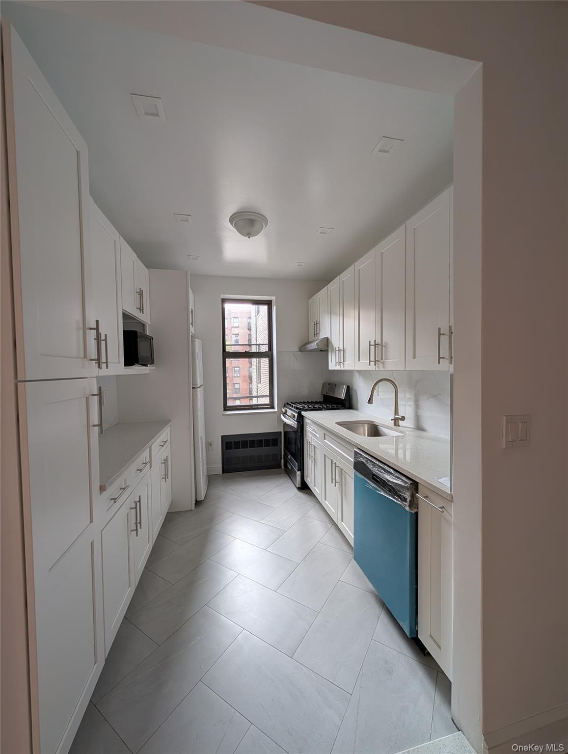 80-09 35th Avenue C17 Property Photo 1