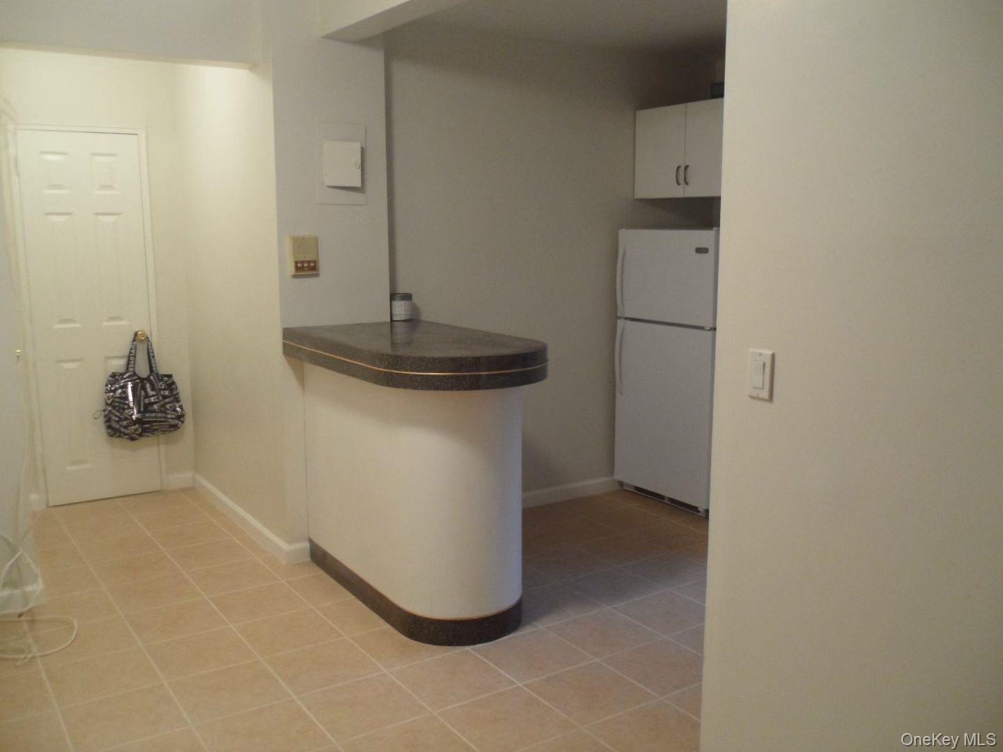 134-39 Blossom Avenue 5F Property Photo 1