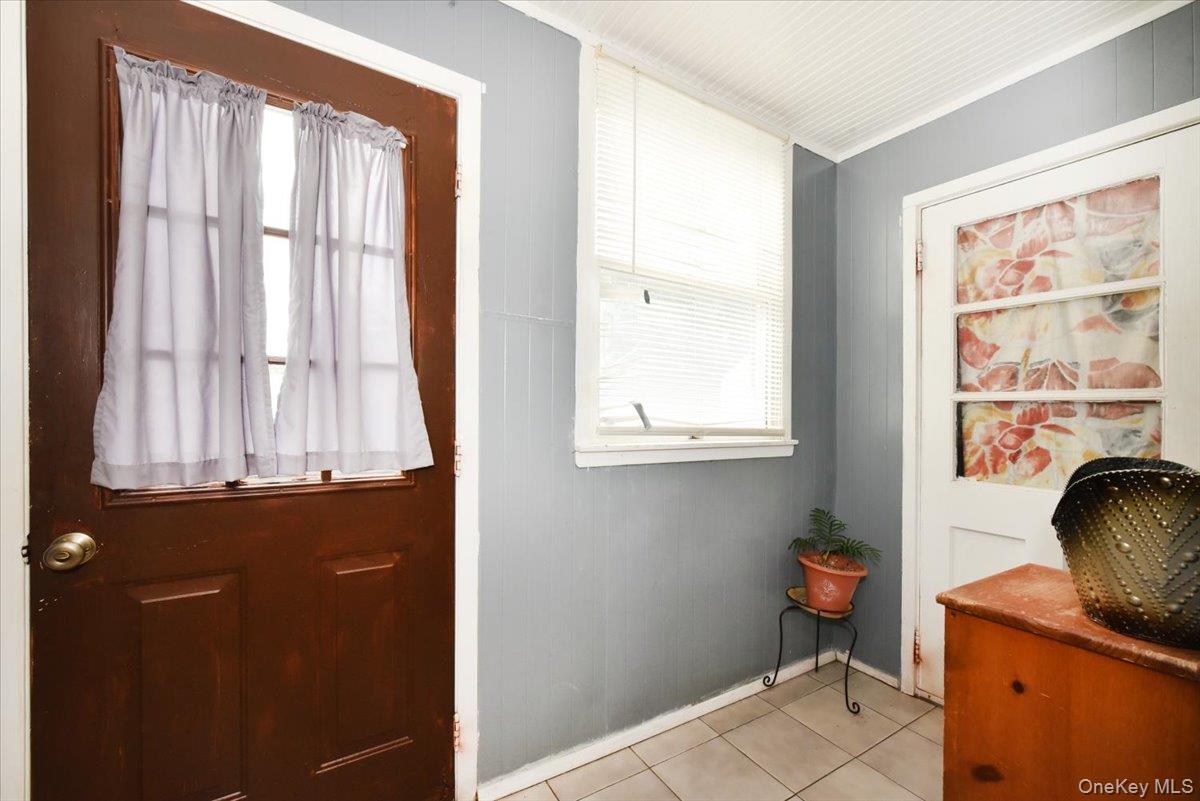 403 Oak Street Property Photo 19
