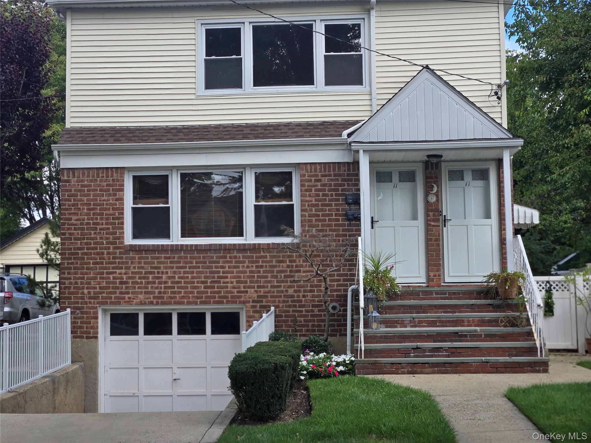 11 Columbia Avenue Property Photo 1