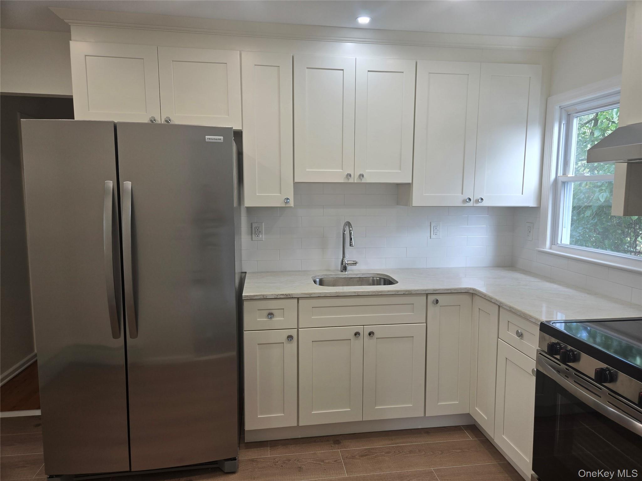 11 Columbia Avenue Property Photo 2