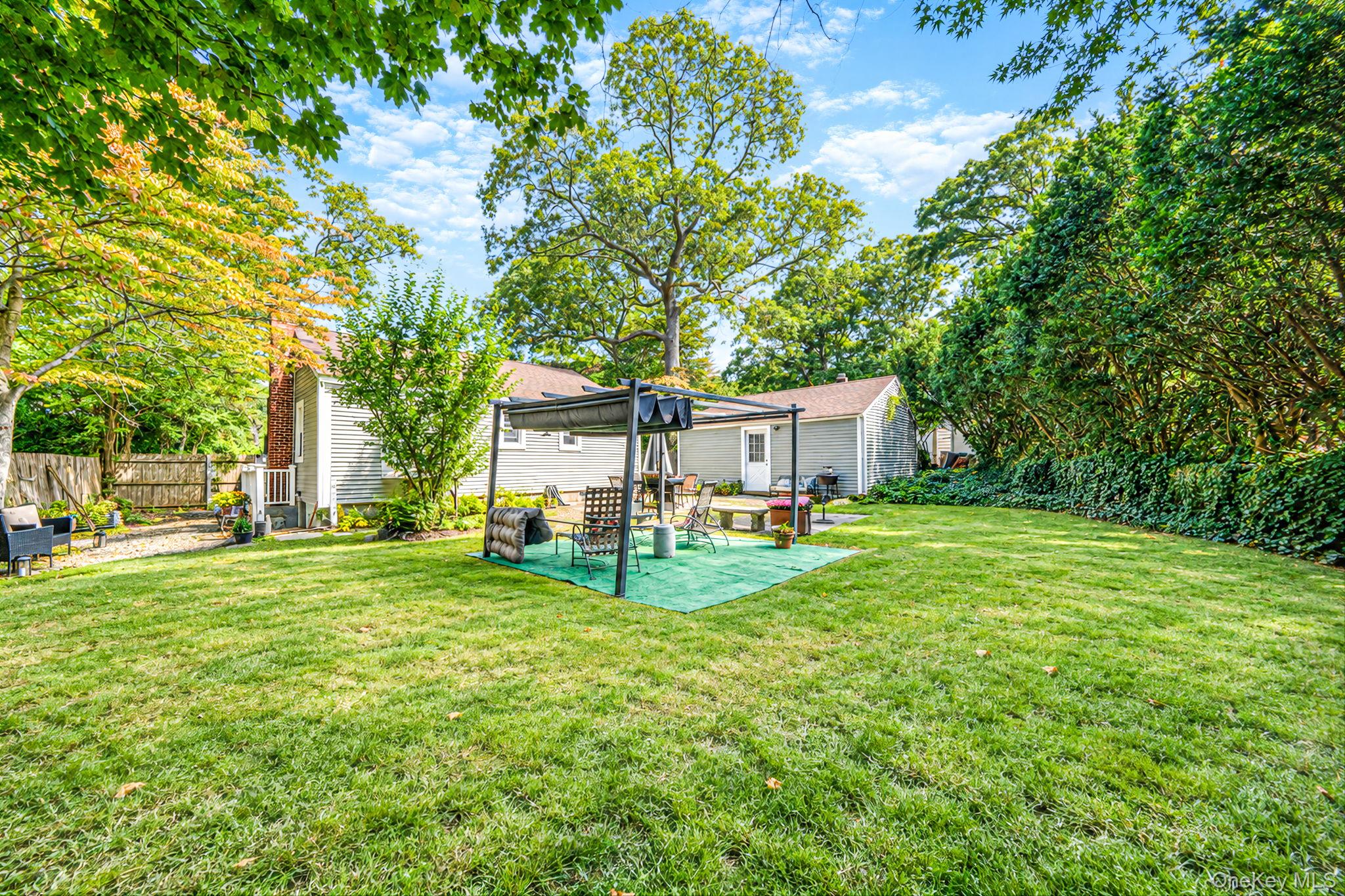 78 E 17th Street Property Photo 24