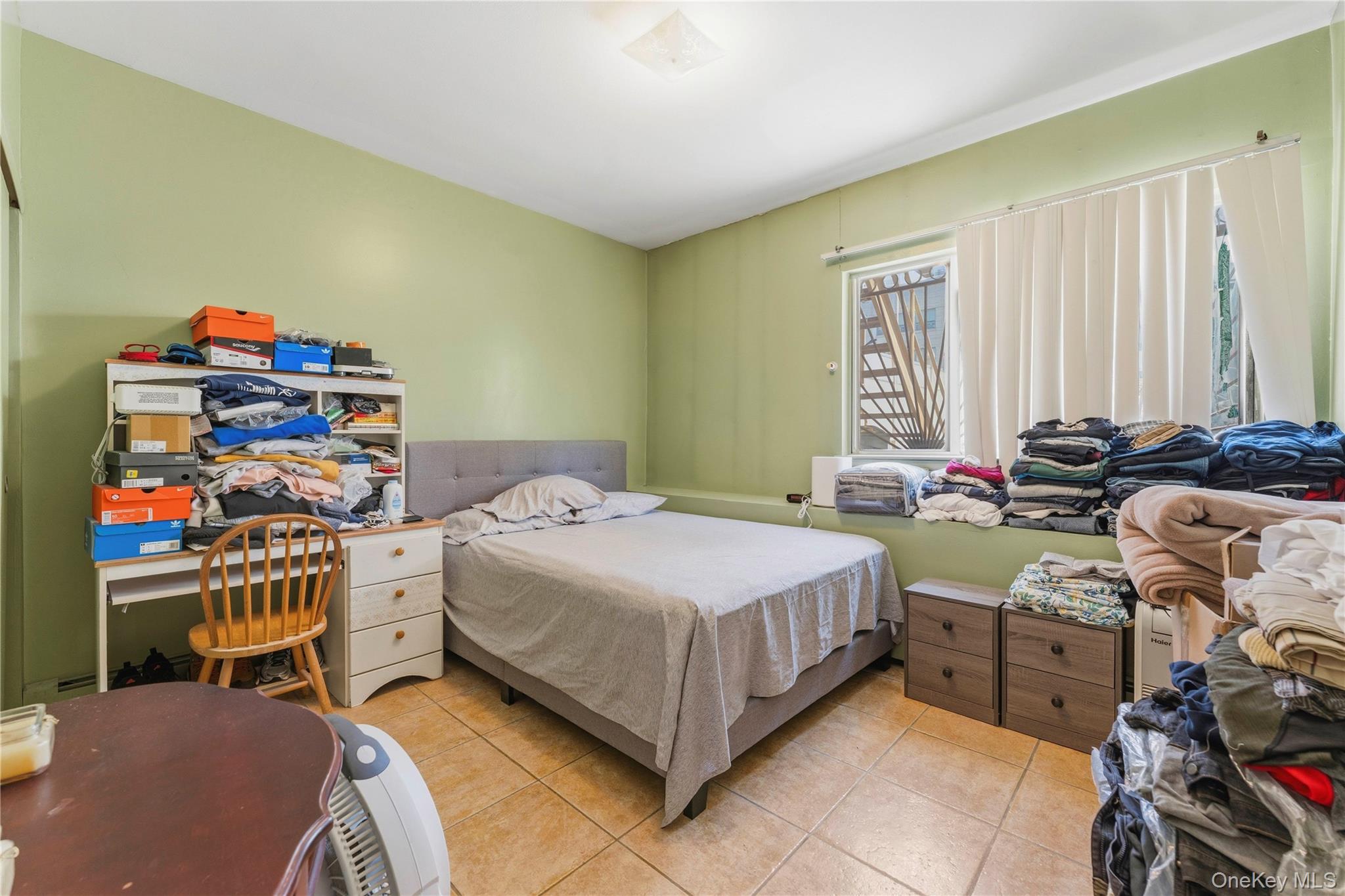 1556 Longfellow Avenue Property Photo 10