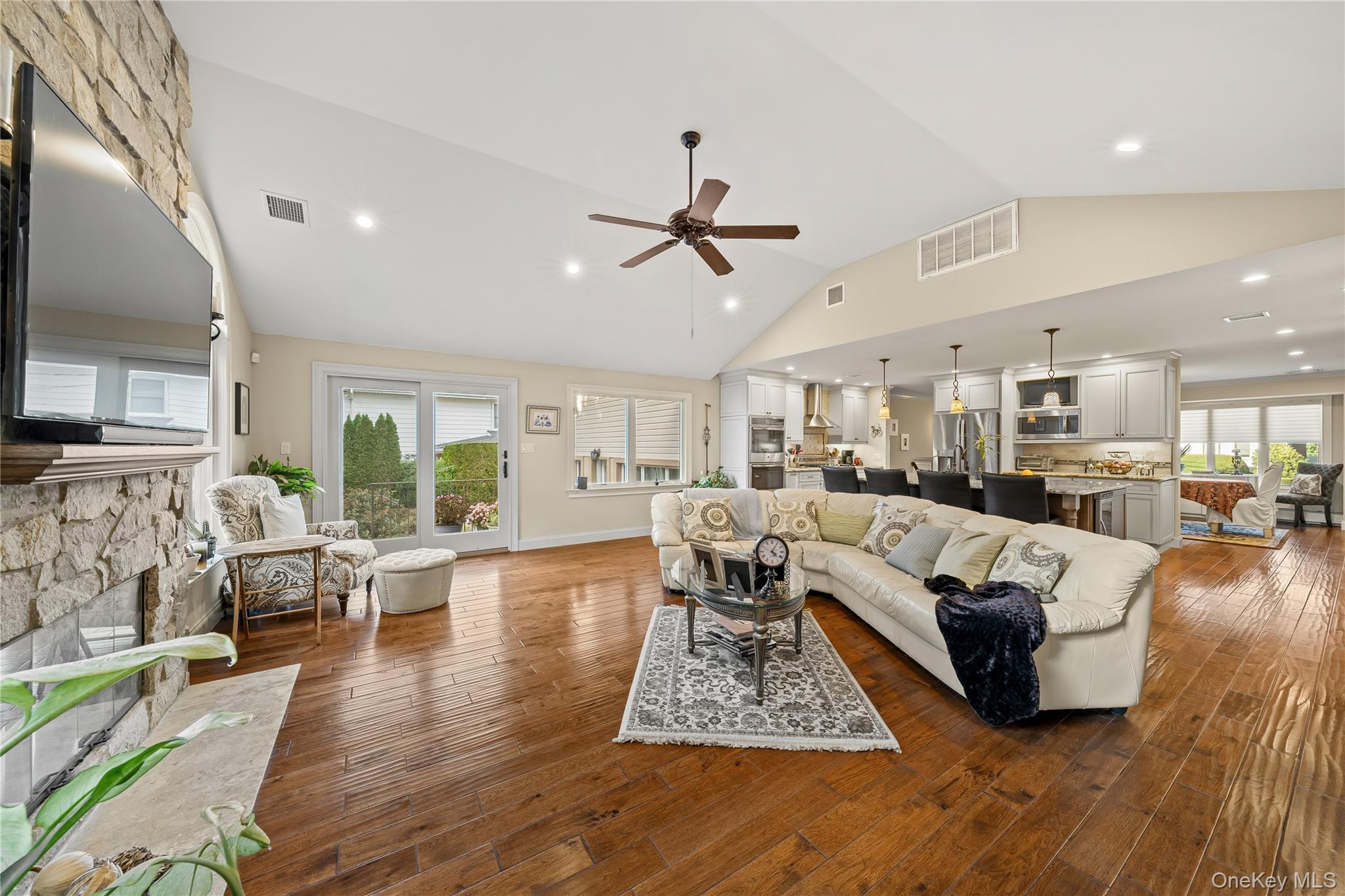 14 Kay Street Property Photo 49