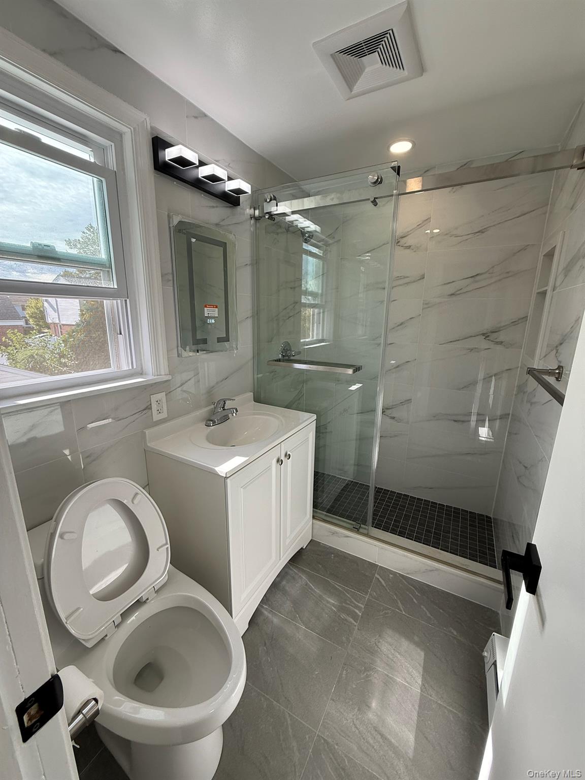 375 Latham Road Property Photo 10