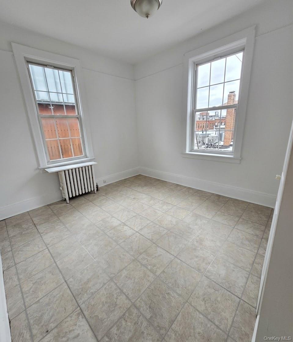 4115 Manhattan Avenue Property Photo 12