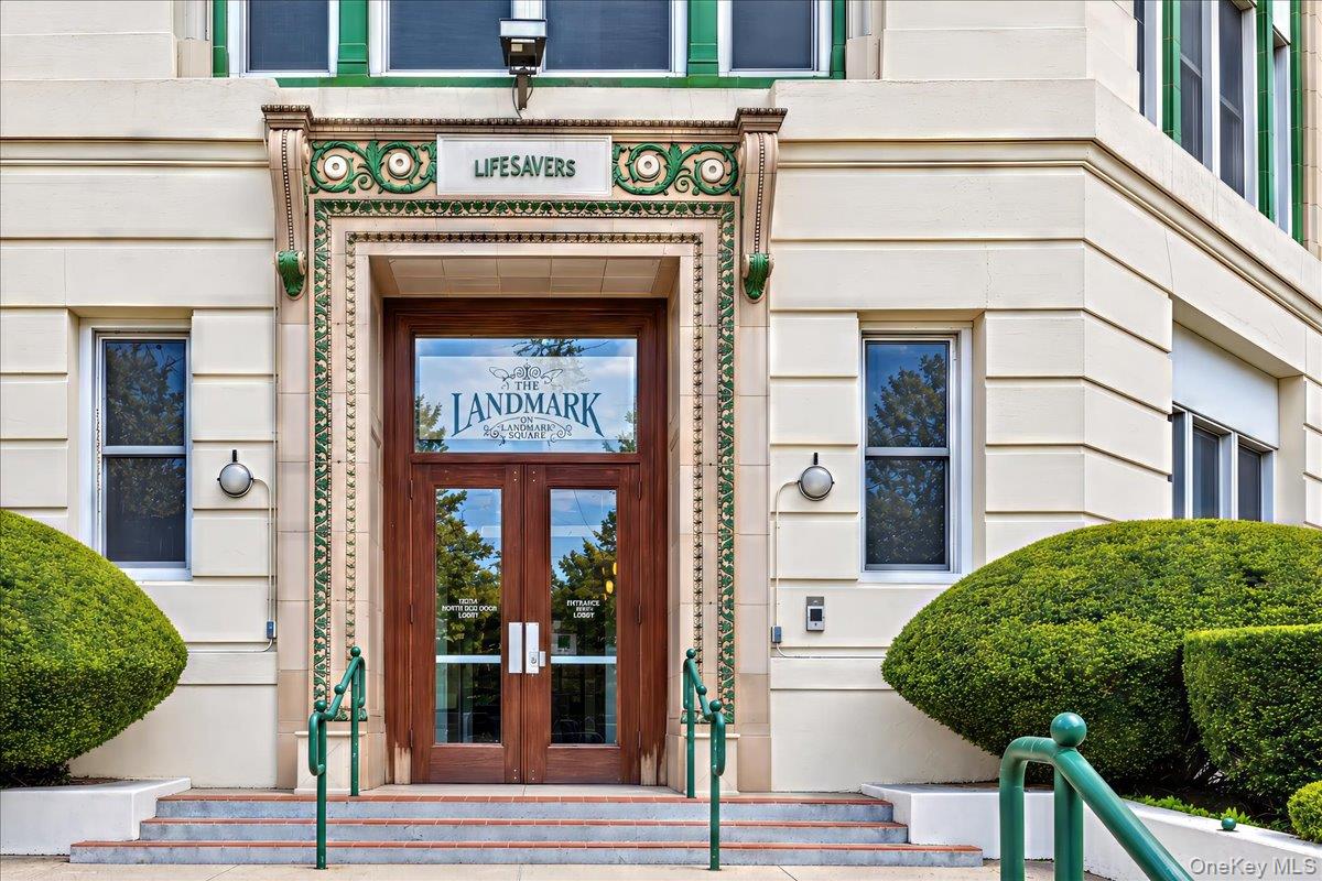 1 Landmark Square 213 Property Photo 1