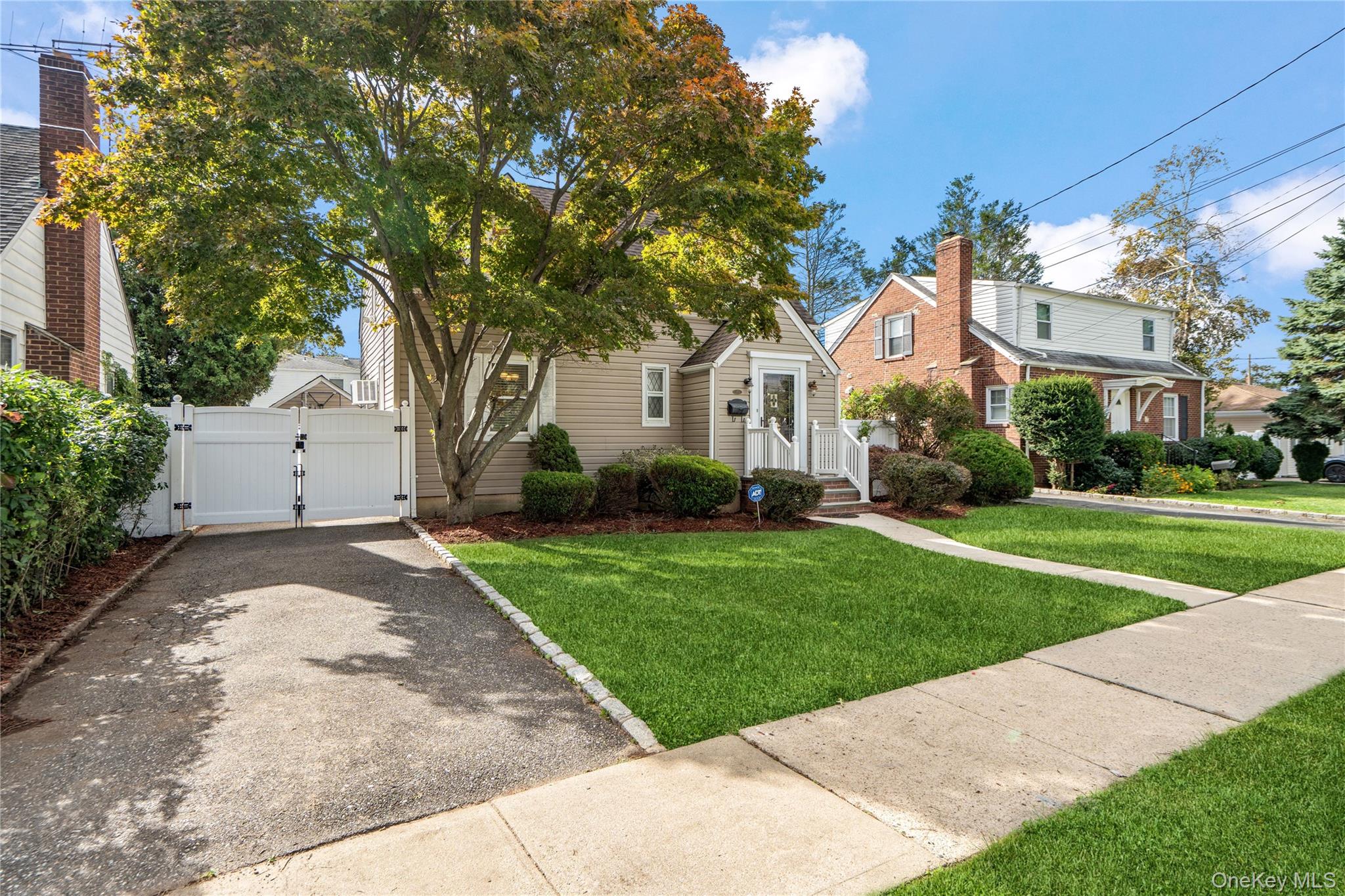 173 2nd Street Property Photo 4