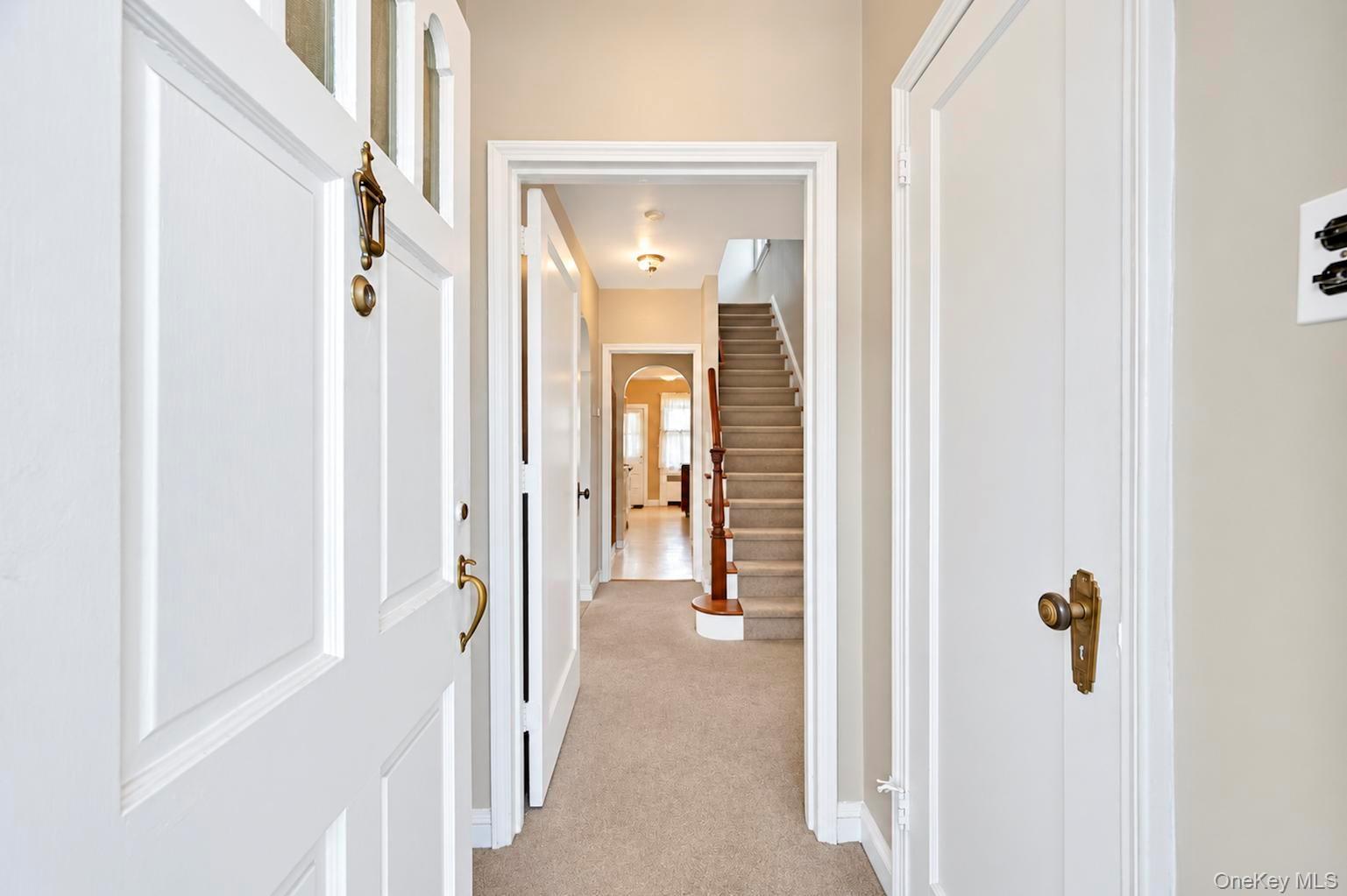 1845 Hering Avenue Property Photo 11