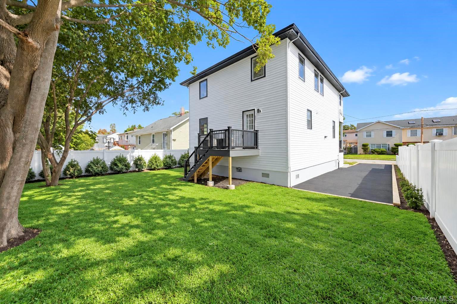 18 Sportsmans Avenue Property Photo 7