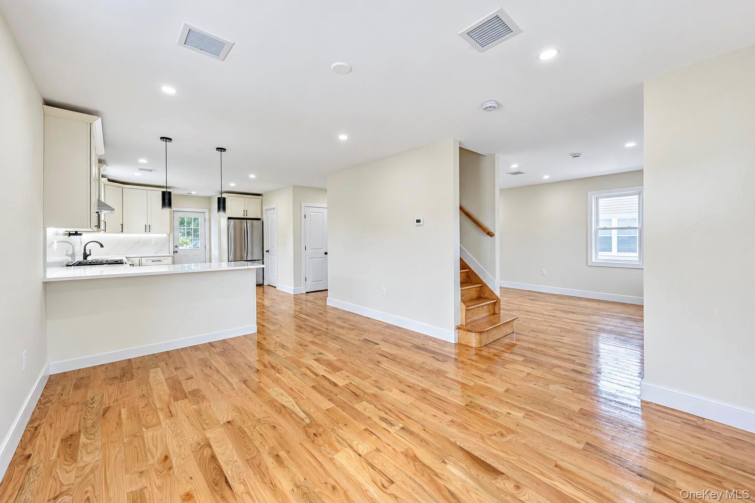 18 Sportsmans Avenue Property Photo 14