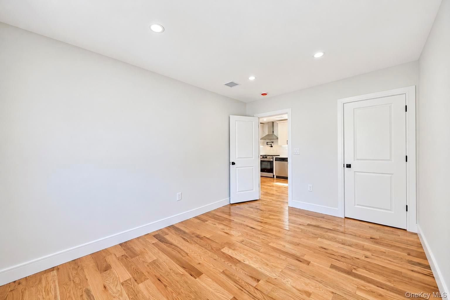 18 Sportsmans Avenue Property Photo 24
