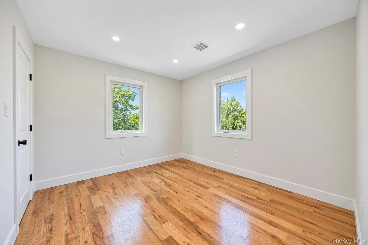 18 Sportsmans Avenue Property Photo 37
