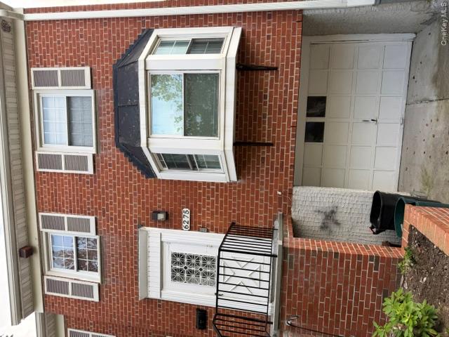 6275 Douglaston Parkway 11 Property Photo 1