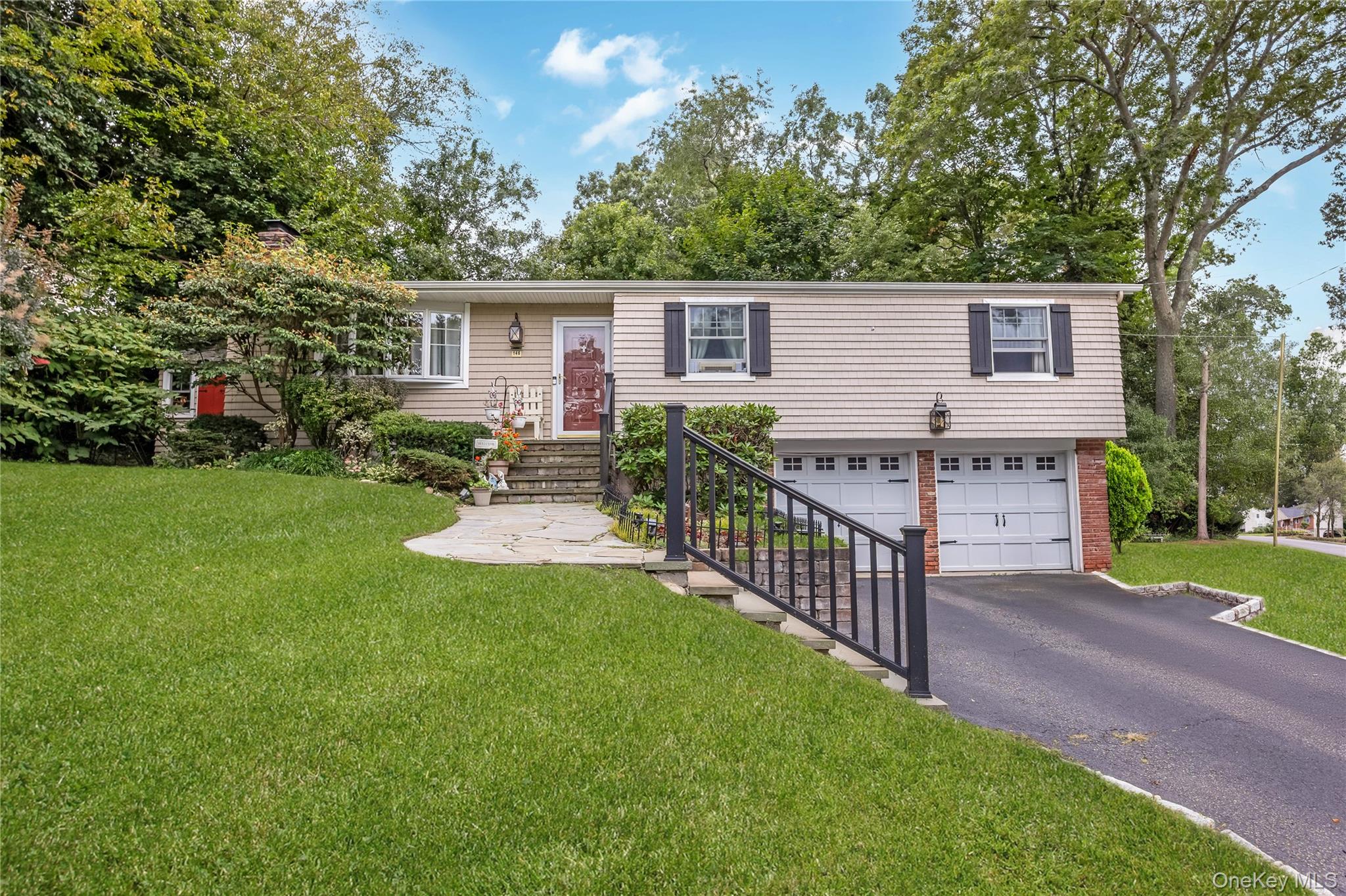 146 Elm Street Property Photo 1