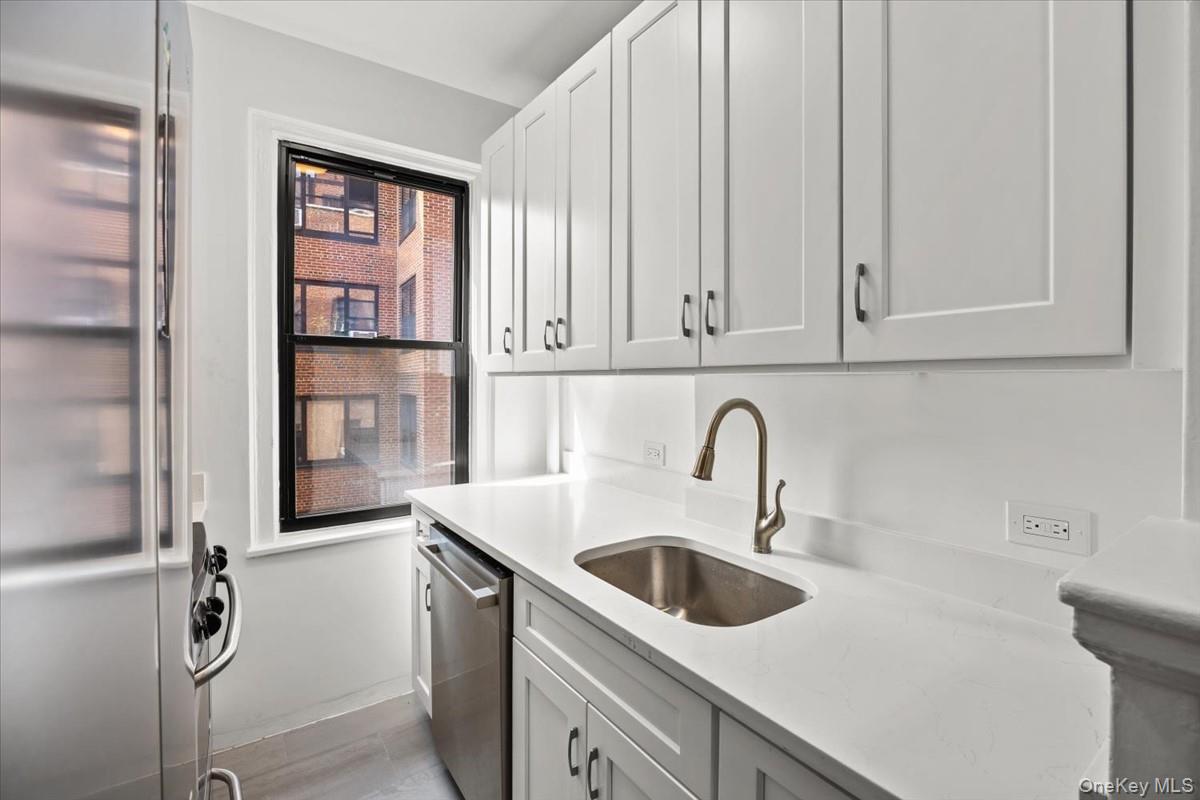 65 Park Terrace East C67 Property Photo 8