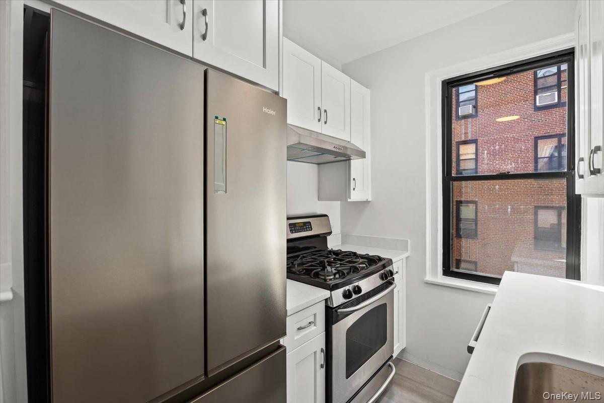 65 Park Terrace East C67 Property Photo 9