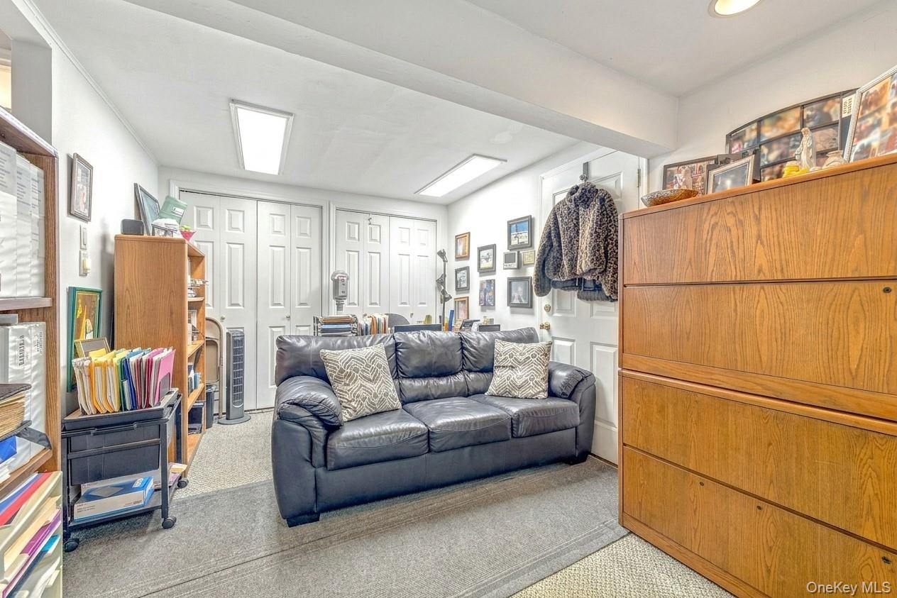 6 Kinsella Street Property Photo 12