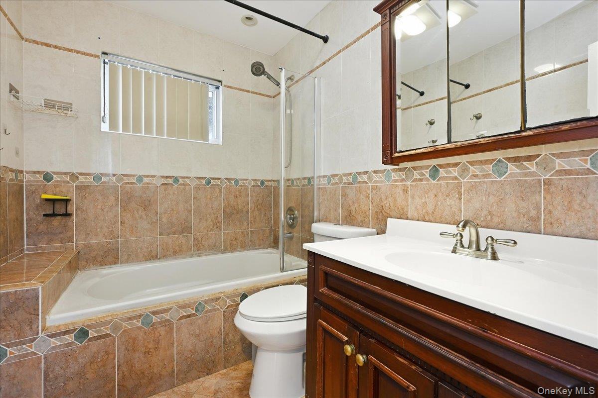 439 39th Street Property Photo 17