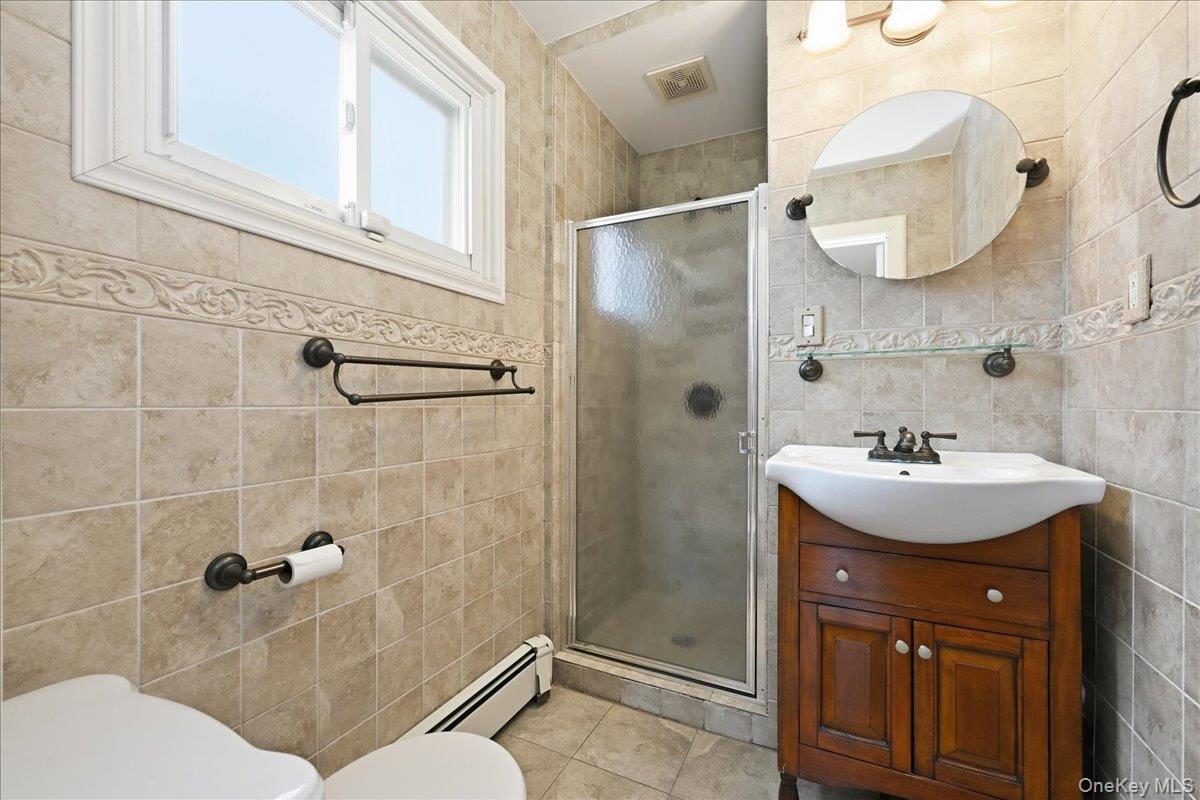 439 39th Street Property Photo 23
