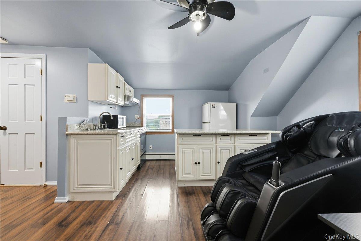 439 39th Street Property Photo 29