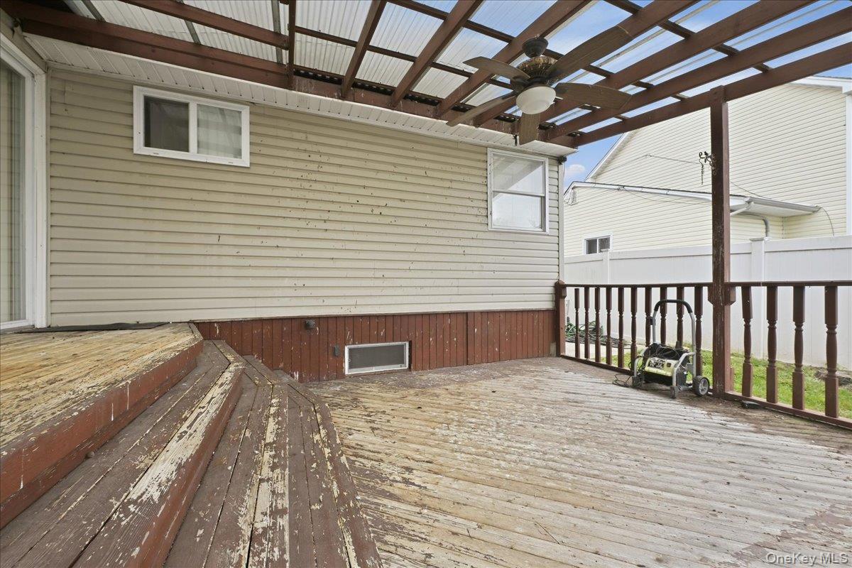 439 39th Street Property Photo 37