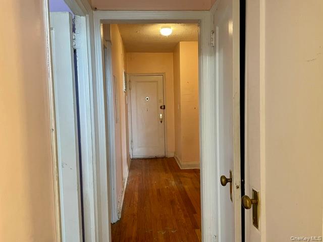 43-10 48 Avenue 4f Property Photo 6