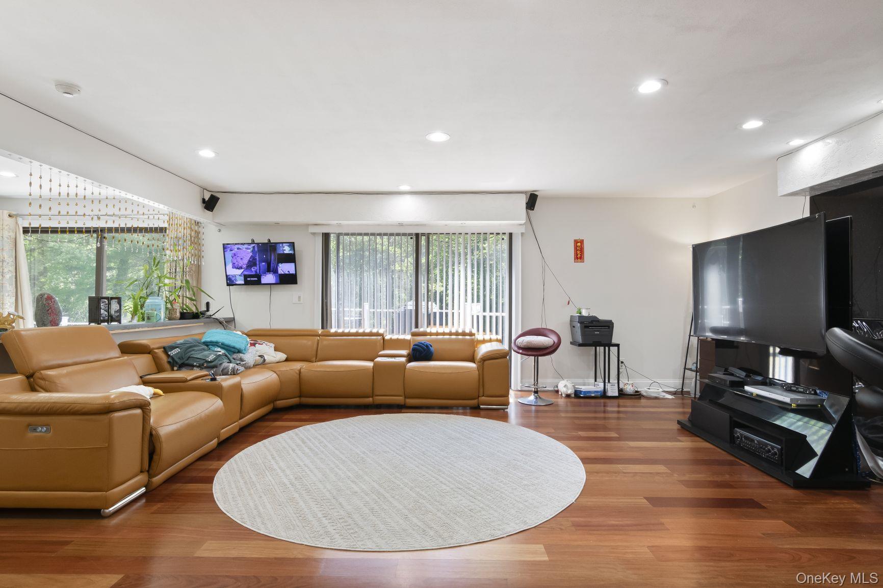 26 Candlewood Path Property Photo 8