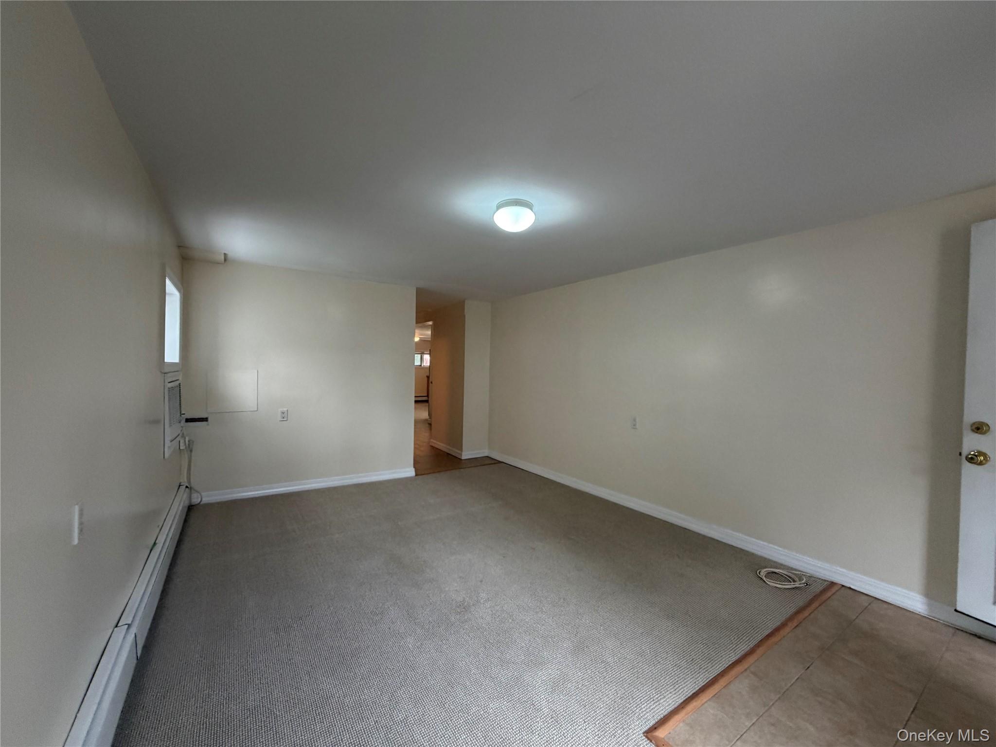 624 W Beech Street Property Photo 9