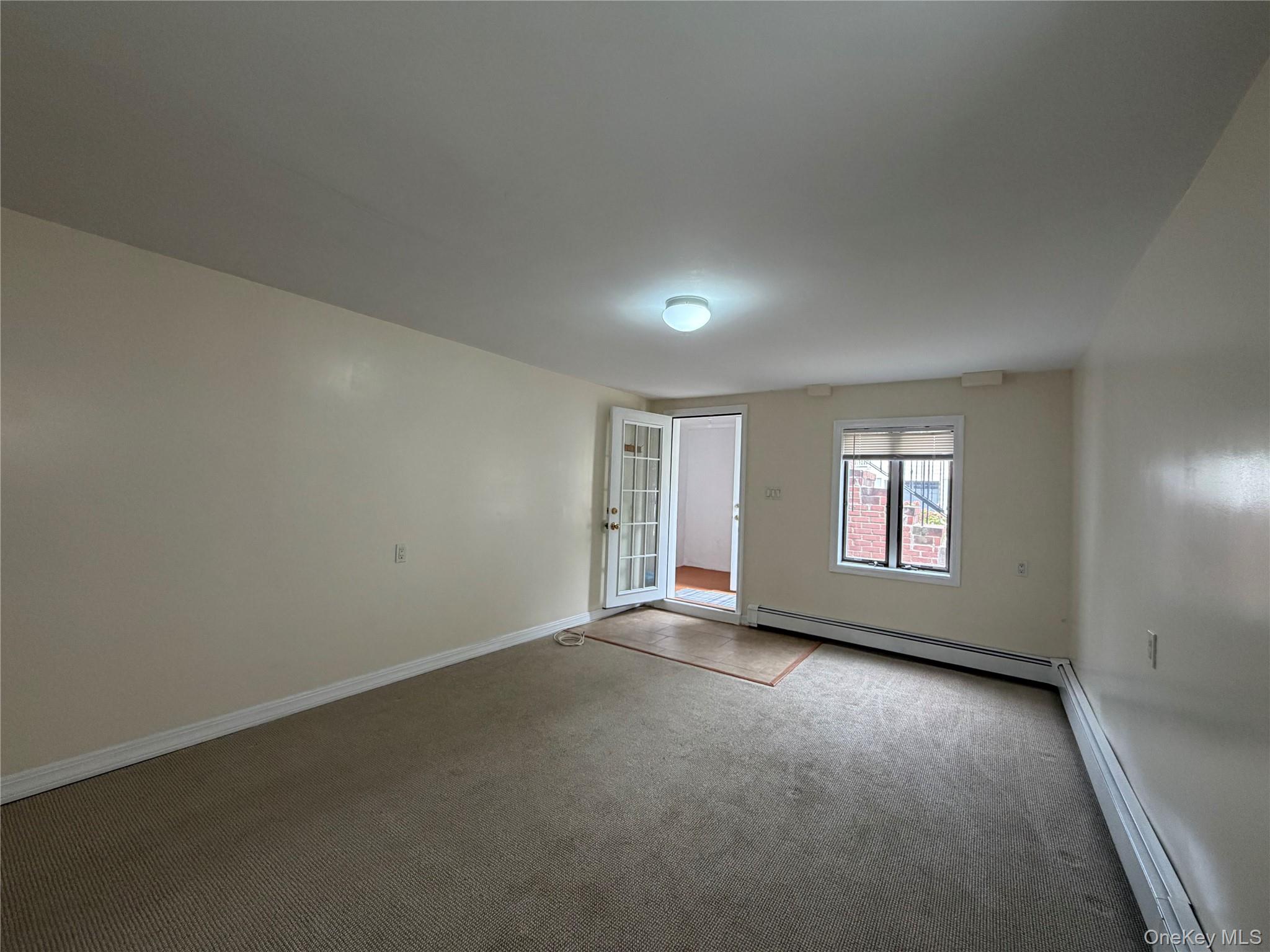 624 W Beech Street Property Photo 11