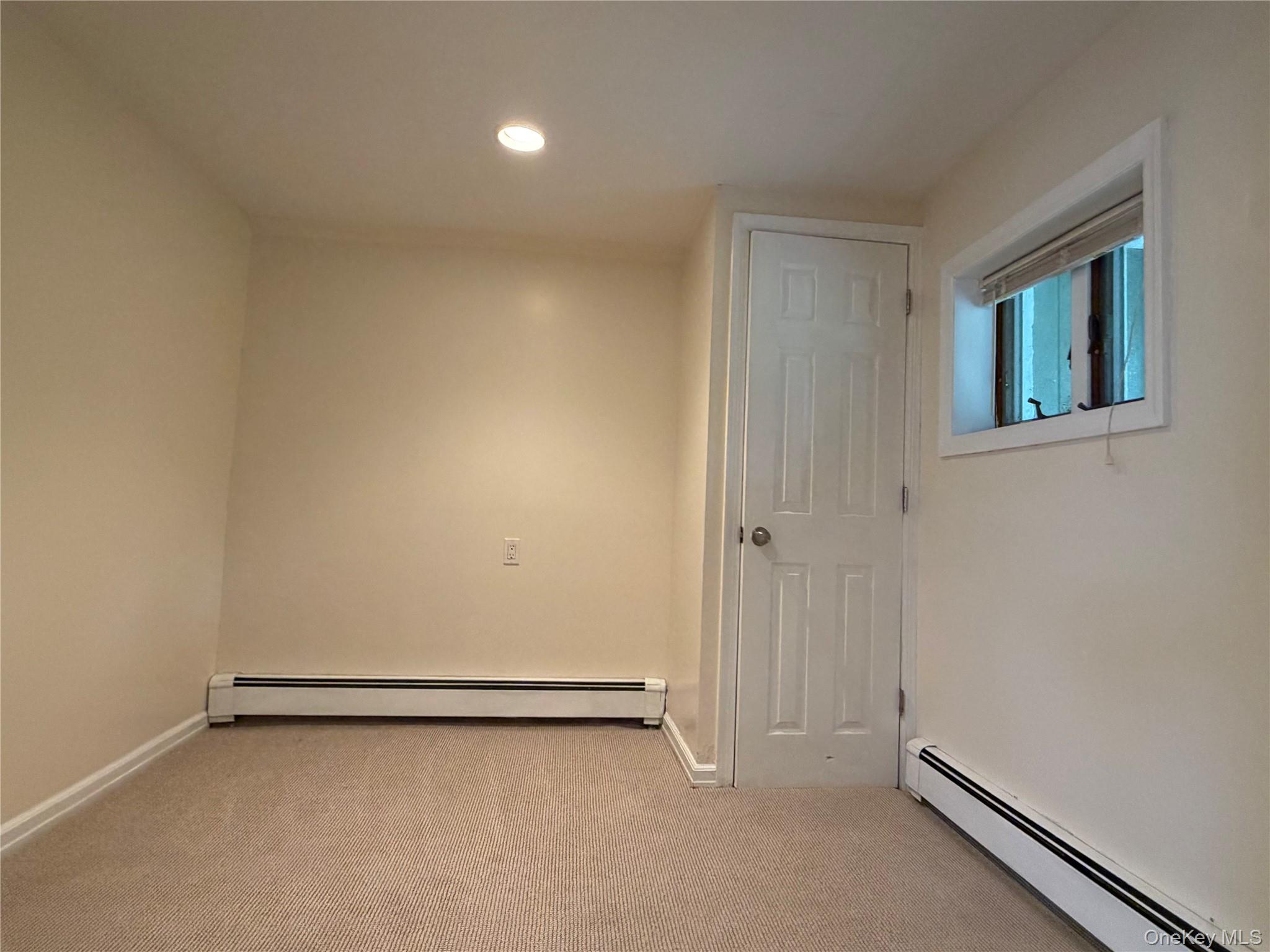 624 W Beech Street Property Photo 13