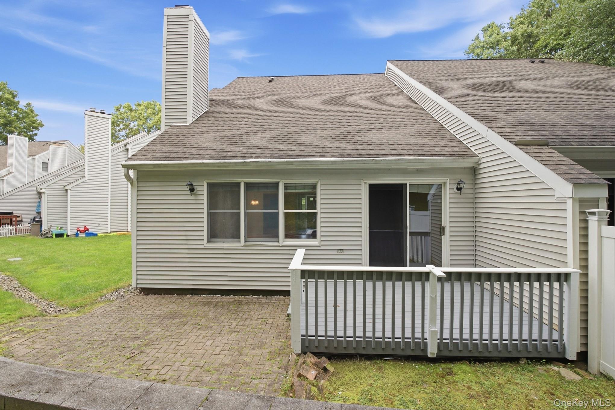 1452 Iroquois Street Property Photo 20