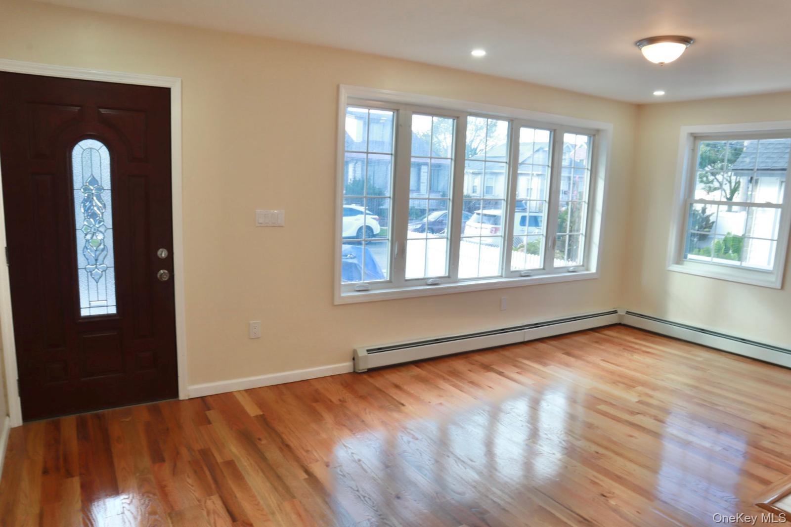 14643 183rd Street Property Photo 3