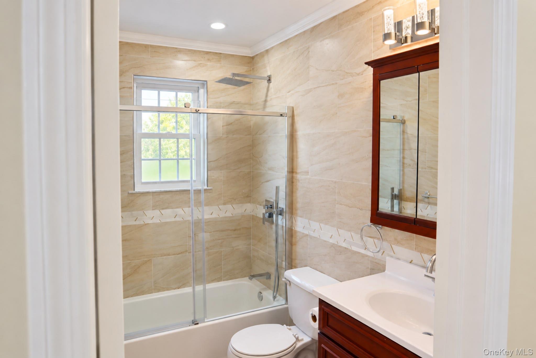 14643 183rd Street Property Photo 6