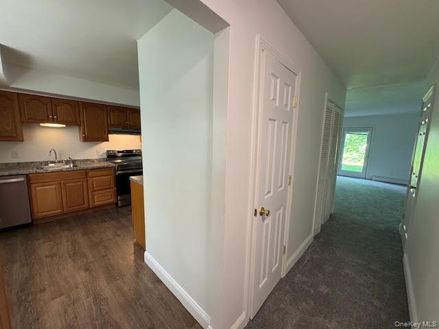 13 Eisenhower Drive Property Photo 4