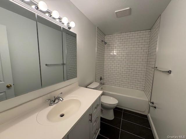 13 Eisenhower Drive Property Photo 24
