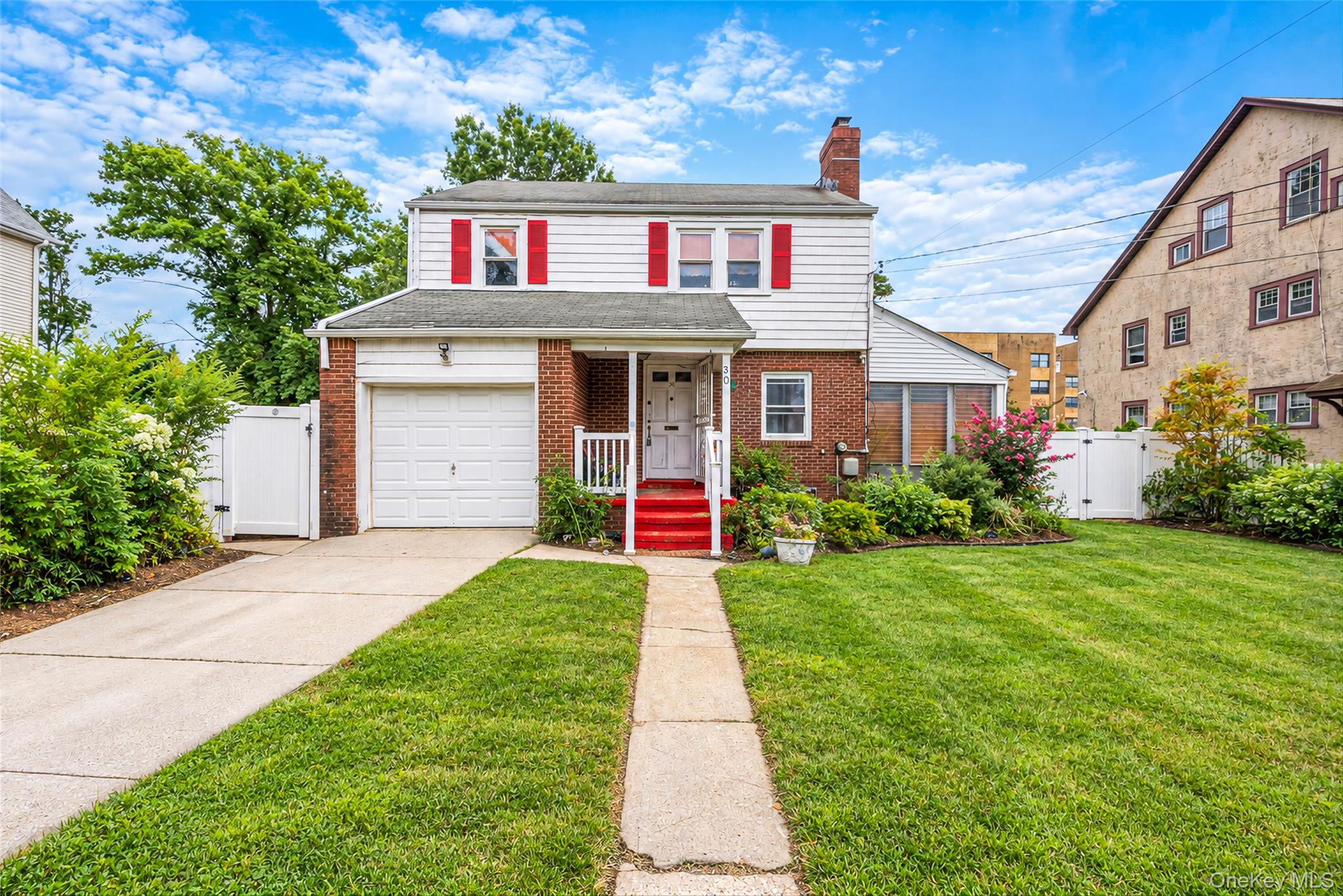 30 Fairview Boulevard Property Photo 1