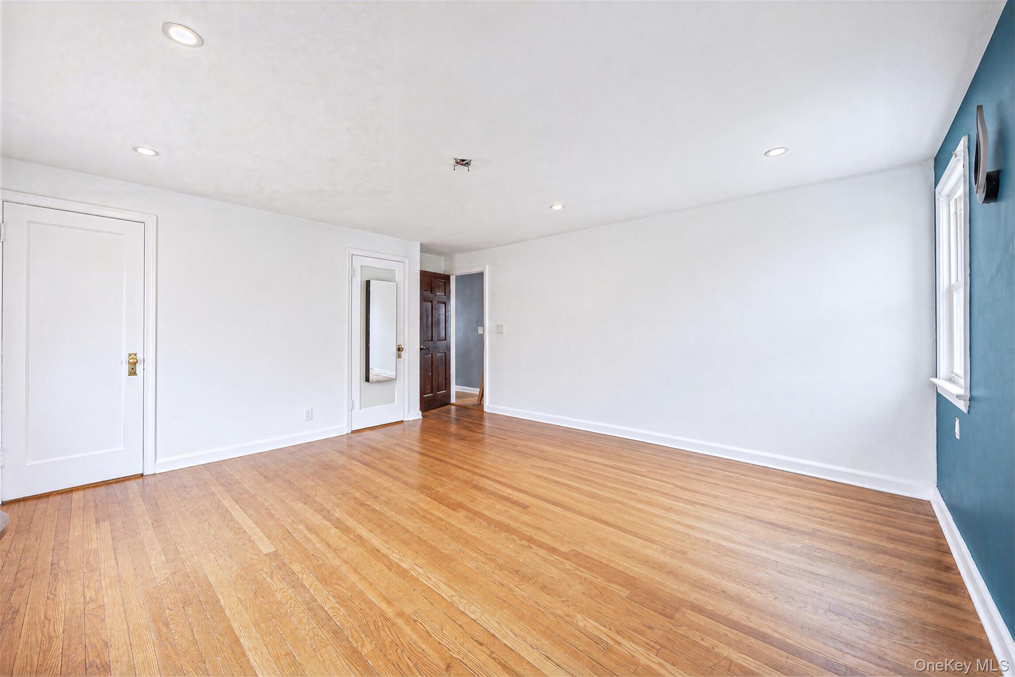 30 Fairview Boulevard Property Photo 15