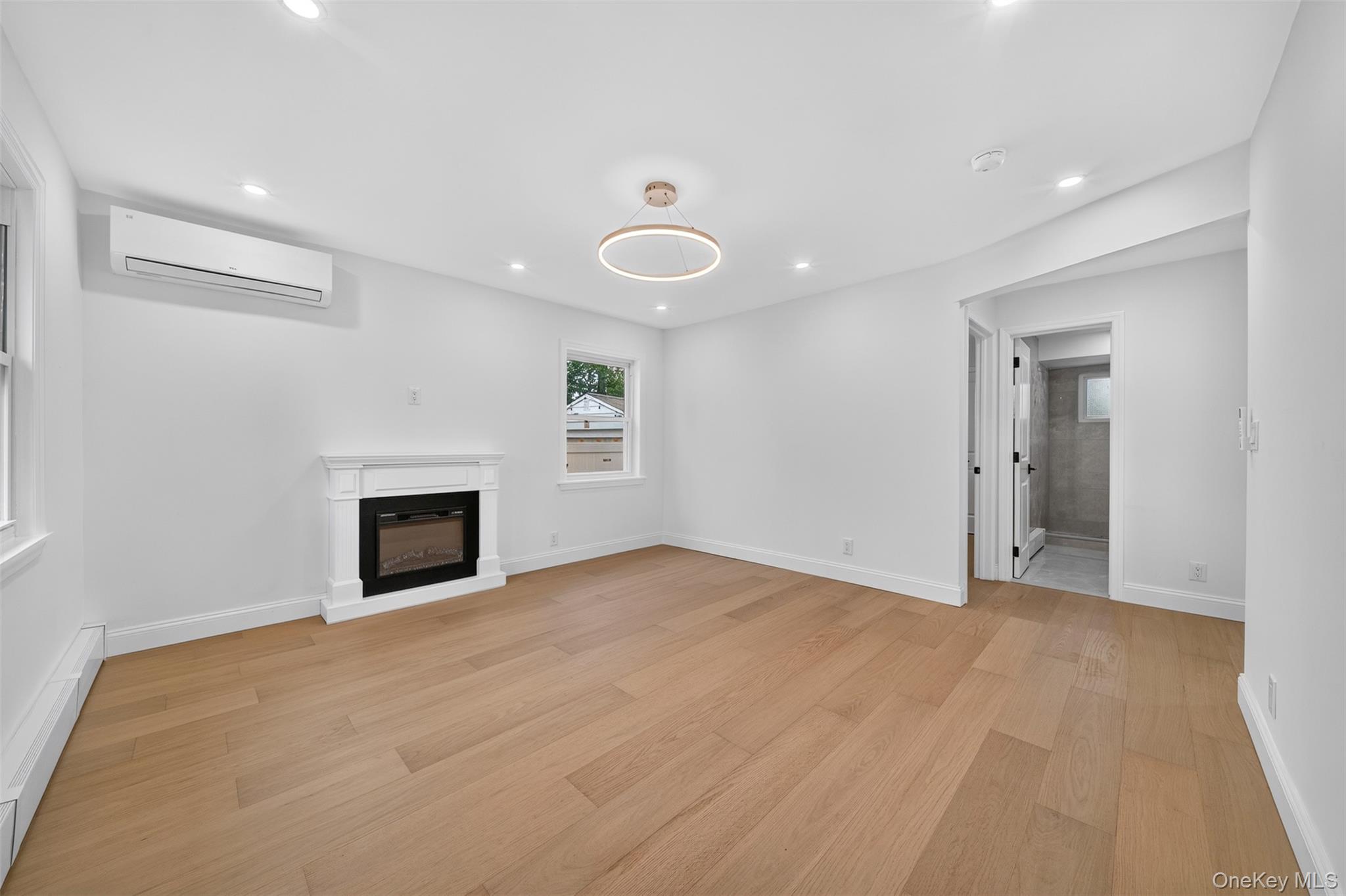 58 Willets Drive Property Photo 8