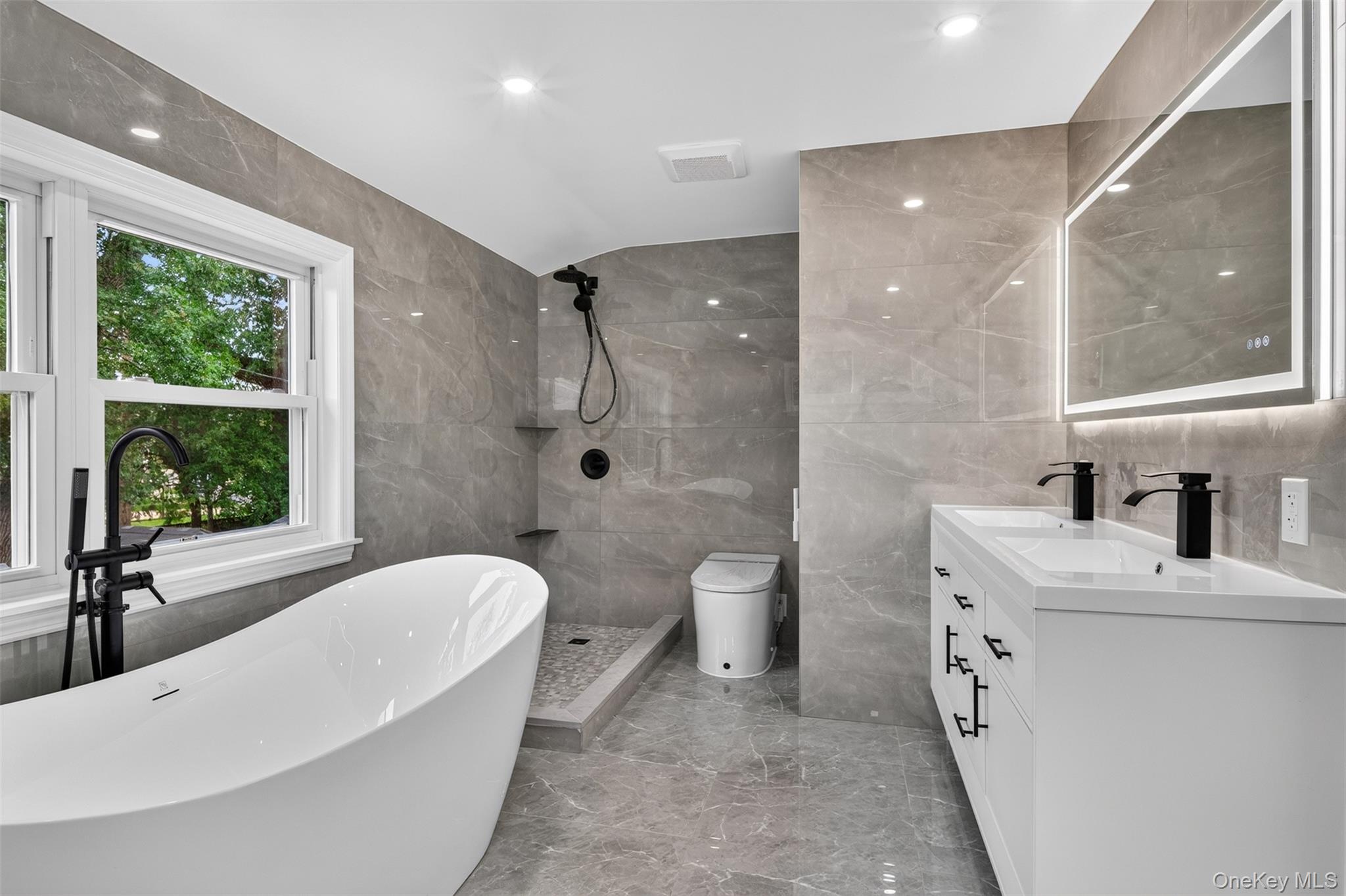 58 Willets Drive Property Photo 14