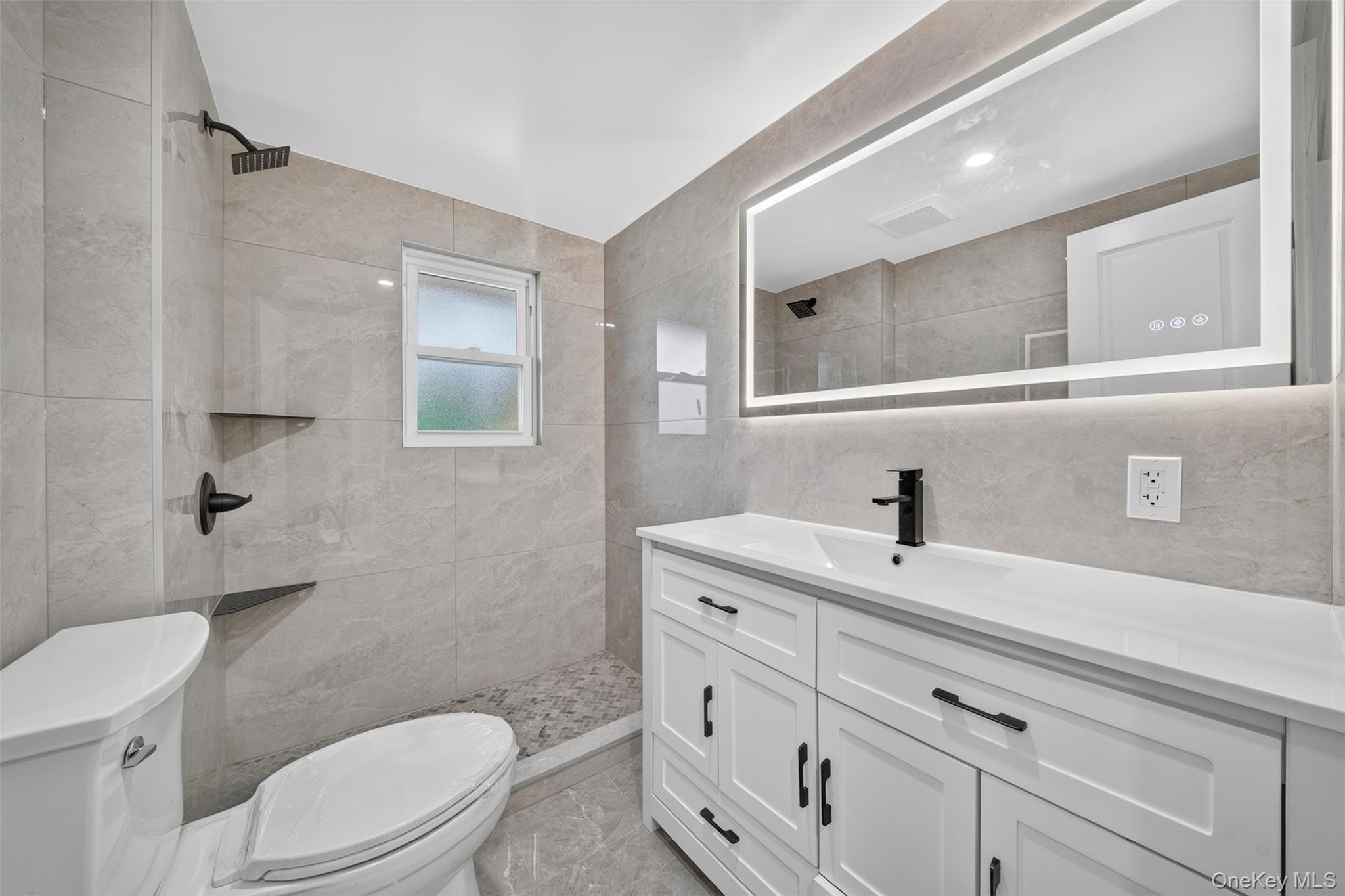 58 Willets Drive Property Photo 16