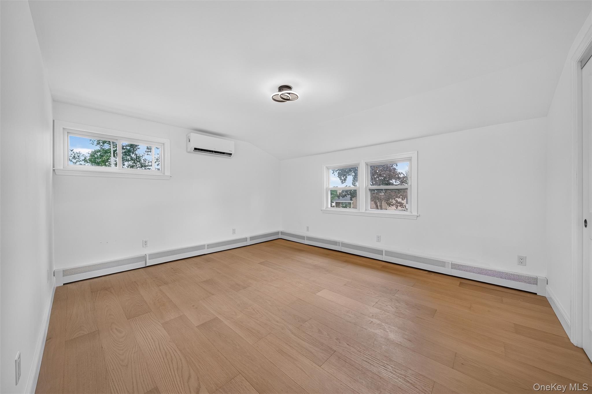 58 Willets Drive Property Photo 17