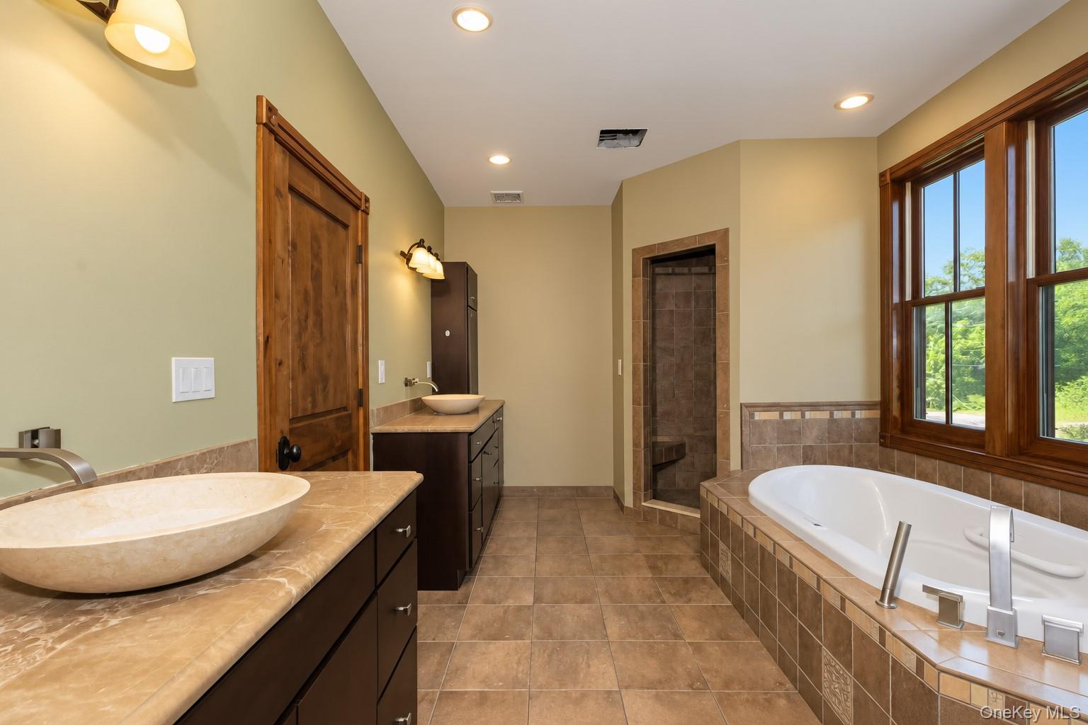 231 Celery Avenue Property Photo 17