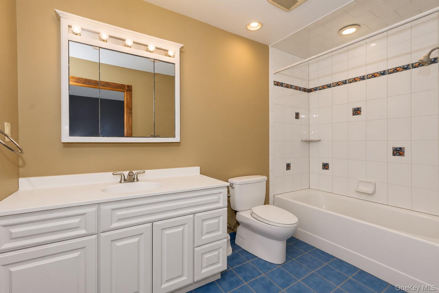 231 Celery Avenue Property Photo 24
