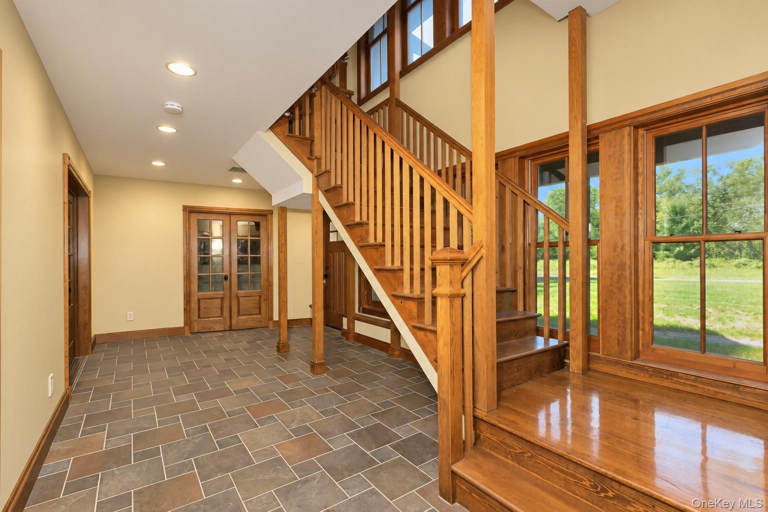 231 Celery Avenue Property Photo 33