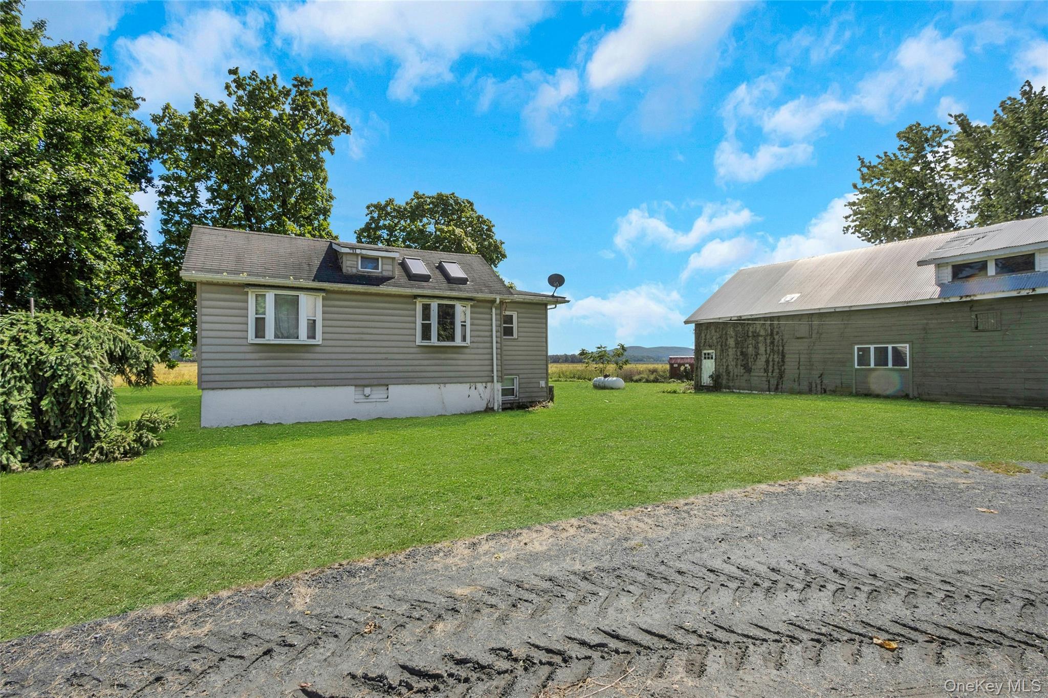 231 Celery Avenue Property Photo 44