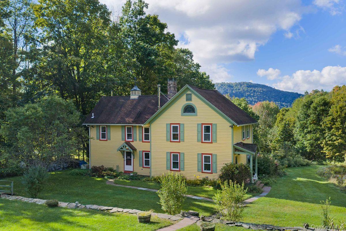 495 William Beers Road Property Photo 1
