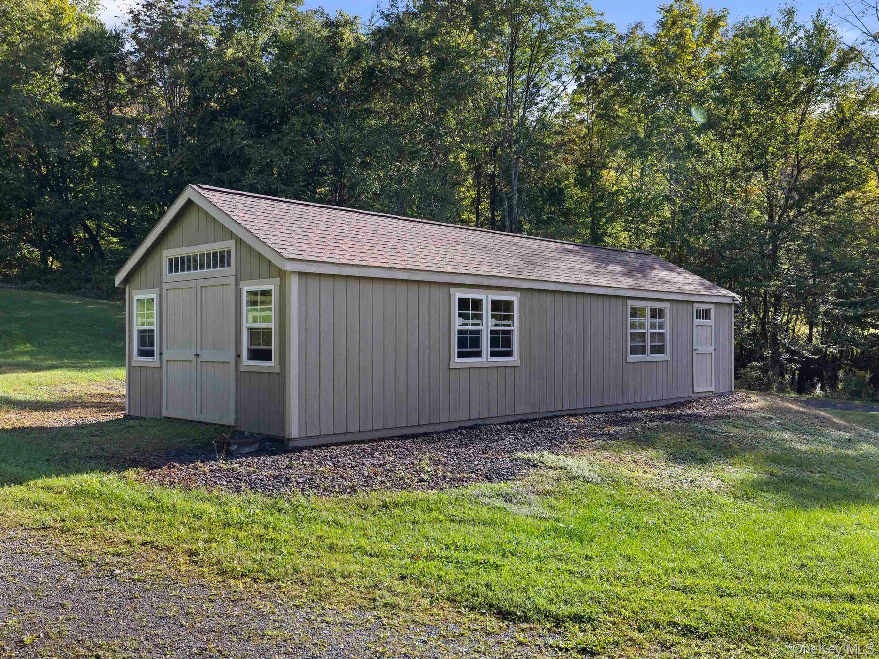 495 William Beers Road Property Photo 35