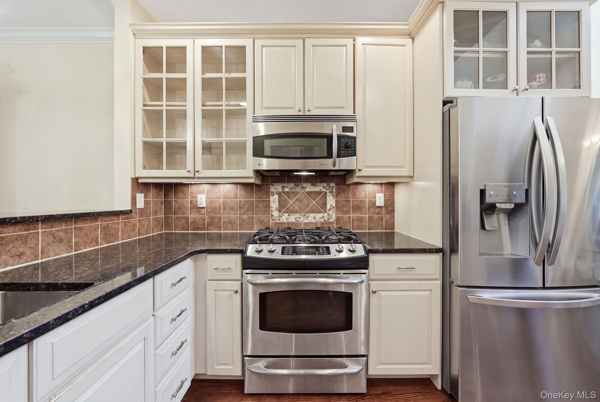 3 Baltusrol Court Property Photo 3